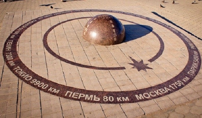 Памятник Пуп земли
