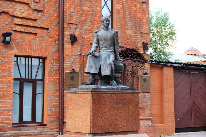Памятники Омска