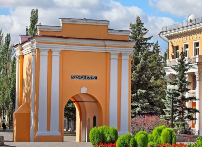 Тарские ворота