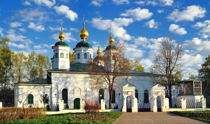 Воскресенский собор