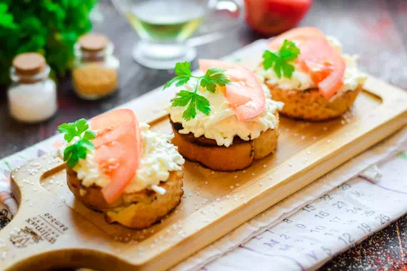 простые и вкусные бутерброды на праздничный стол рецепт фото 9