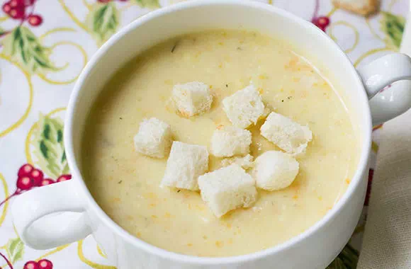 Суп-пюре с курицей и сыром