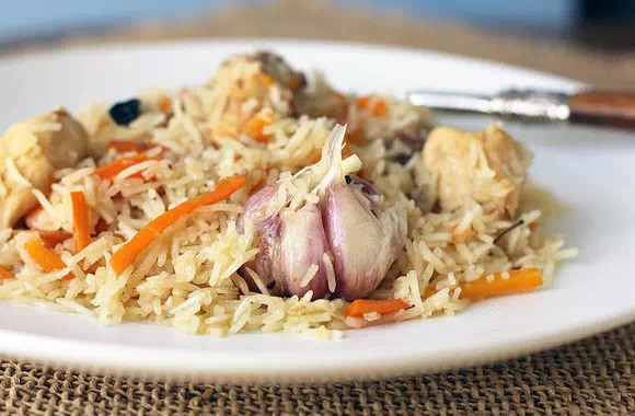 Плов с курицей в скороварке